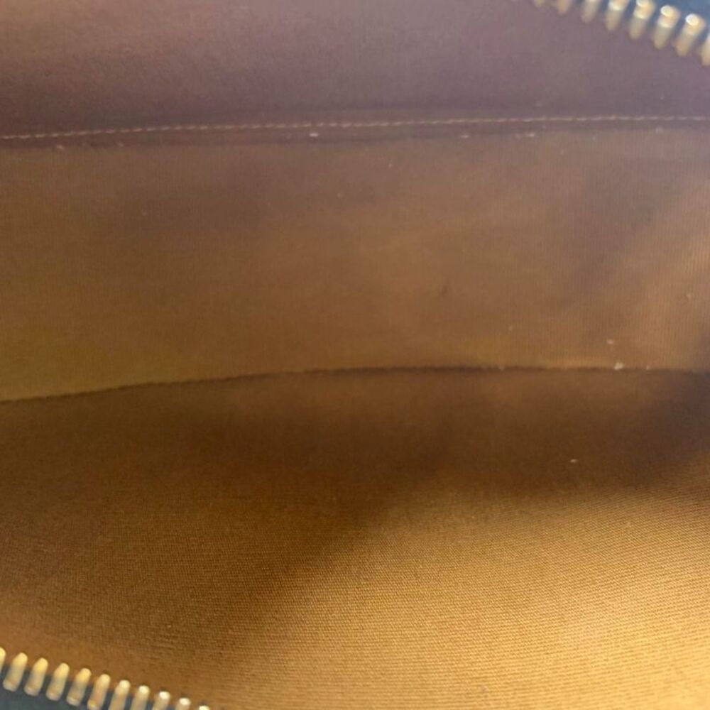 Celine Women Pre-Loved Bag Very Good Condition - Picture 8 of 9